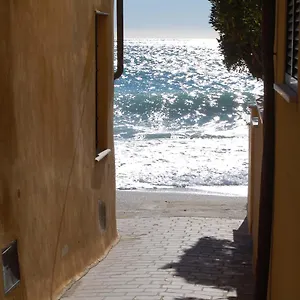 Arabesque 3*, Varigotti Italie