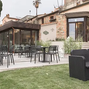 https://hotel-le-macine.it-tuscanyhotel.com